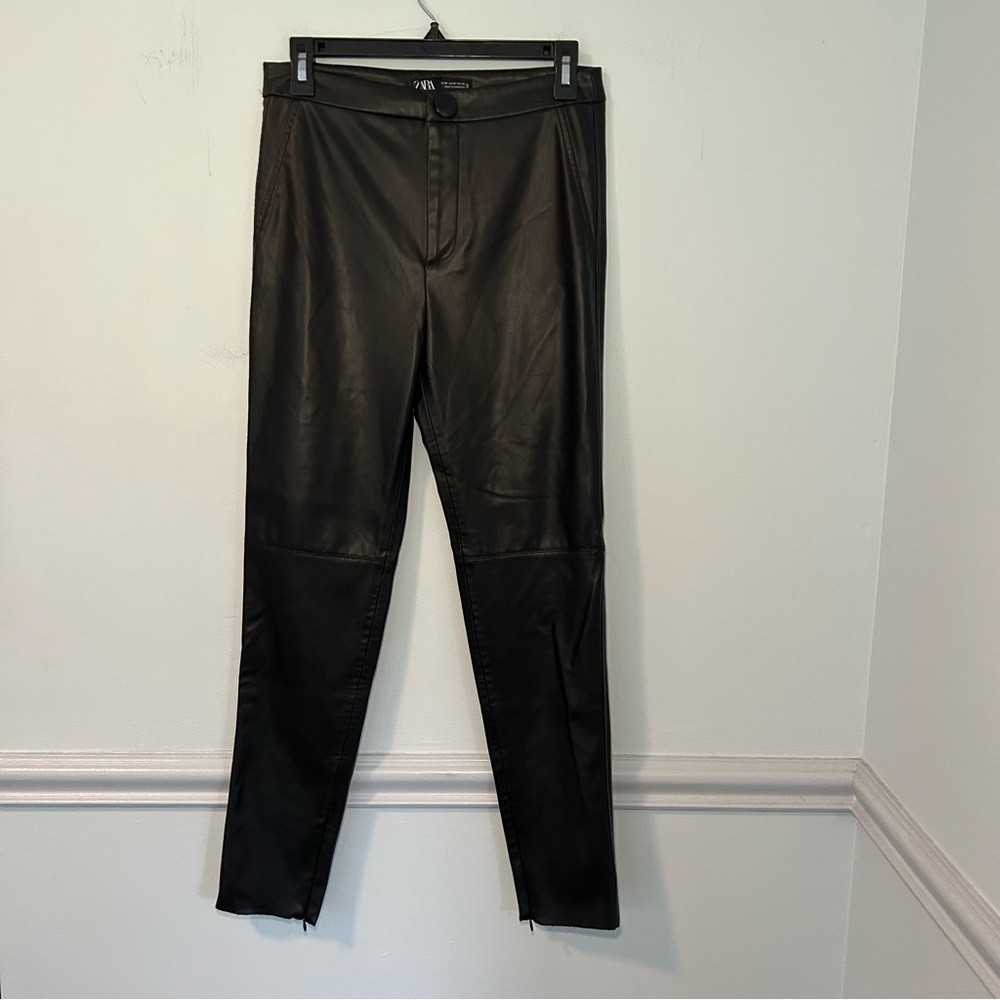 Zara Faux Leather Black Skinny Leg Trousers Size Medium